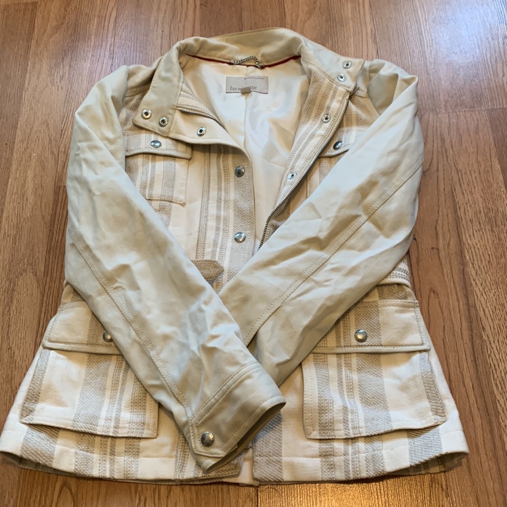 Cute fall jacket - Picture 2 of 2